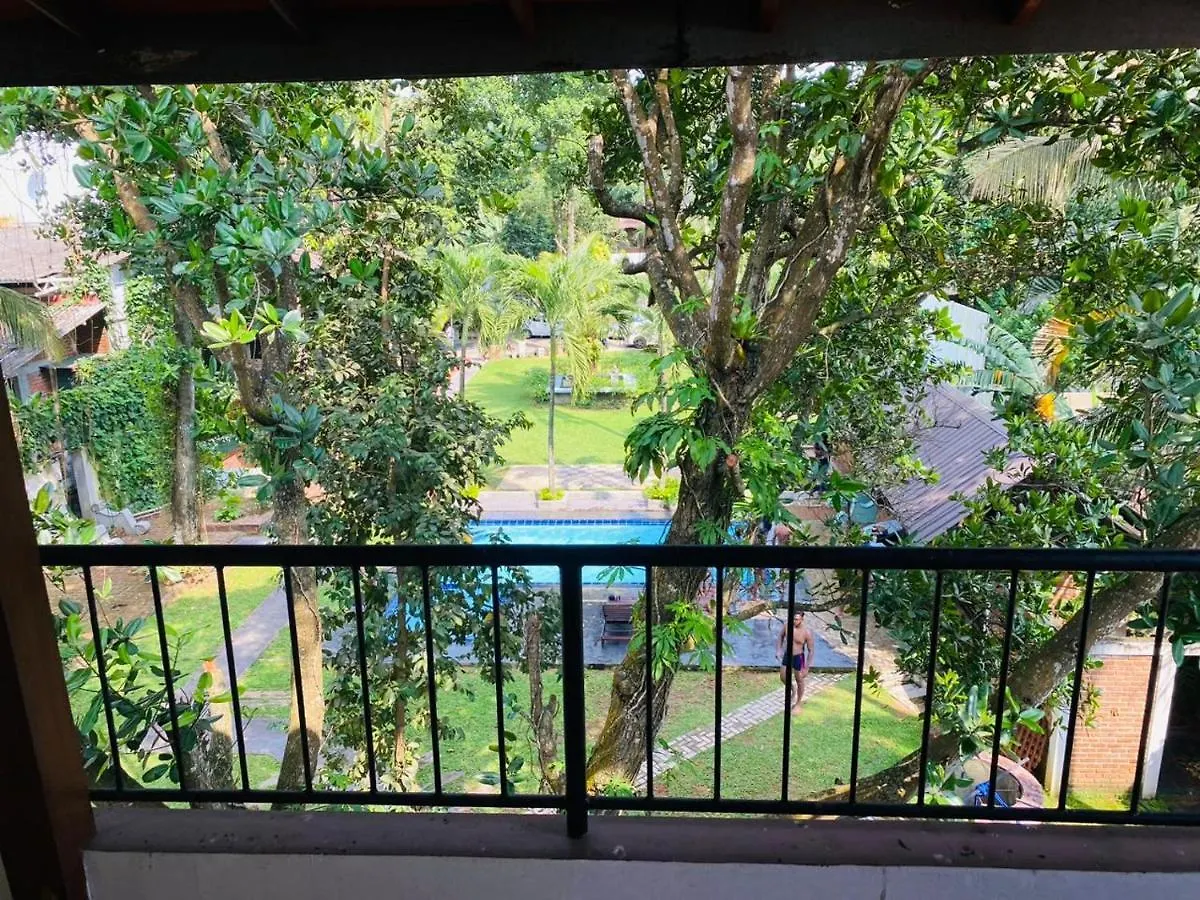 *** Hotel The Brothers Shade Dewamottawa Sri Lanka